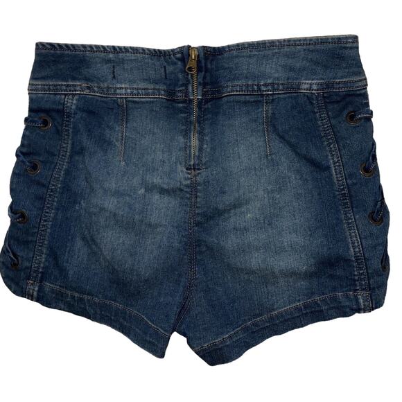 Free People Women's Denim Jean Shorts Size 27 Criss Cross‎ Lace Sides - Picture 4 of 8